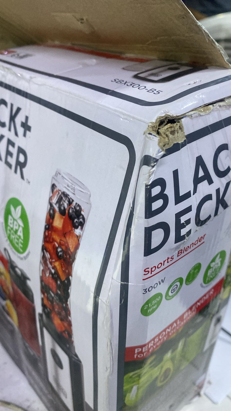 Black & Decker Sports Blender / Smoothie Maker 300W – 6-Piece Set with 500ml & 300ml Bottles (Damaged Box)