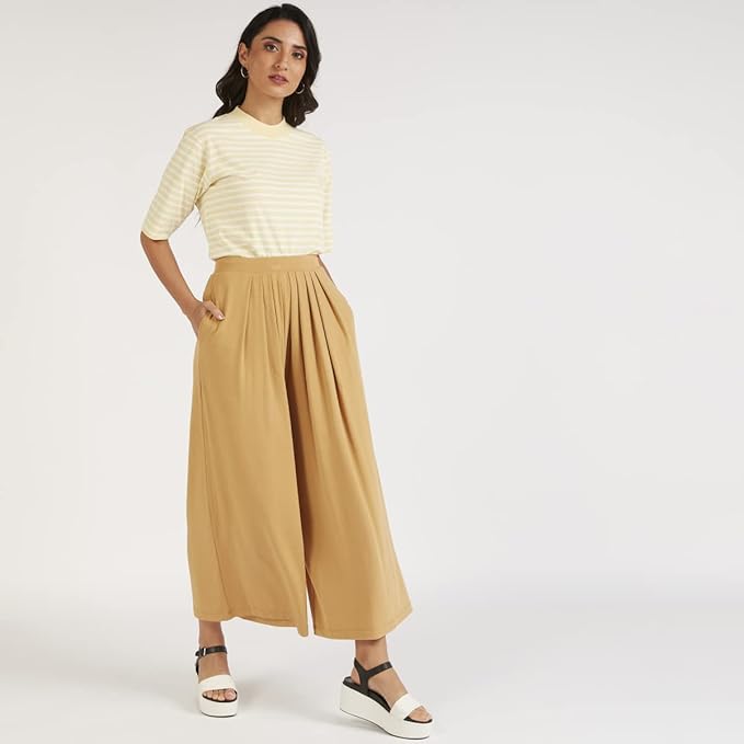 Splash Women’s Pants Combining Style and All-Day Comfort