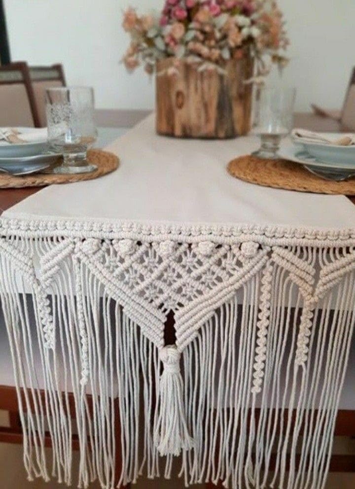 HAYAH LABORATORIES Macrame Runner